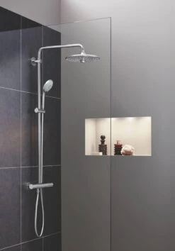 GROHE Euphoria 260 Regendouche - ø 26cm - Met Thermostaatkraan - Chroom 28 GROHE Euphoria 260 Regendouche - ø 26cm - Met Thermostaatkraan - Chroom -Badkamer Wijs 838x1200 3