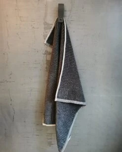 SETPRIJS - 2x Leren Magneet-lus - ZWART - Handles And More® (handdoekhaak - Handdoekhaakje - Handdoeklus - Handdoekhanger - Magnetische Handdoekhouder) 27 SETPRIJS - 2x Leren Magneet-lus - ZWART - Handles And More® (handdoekhaak - Handdoekhaakje - Handdoeklus - Handdoekhanger - Magnetische Handdoekhouder) -Badkamer Wijs 960x1200 12